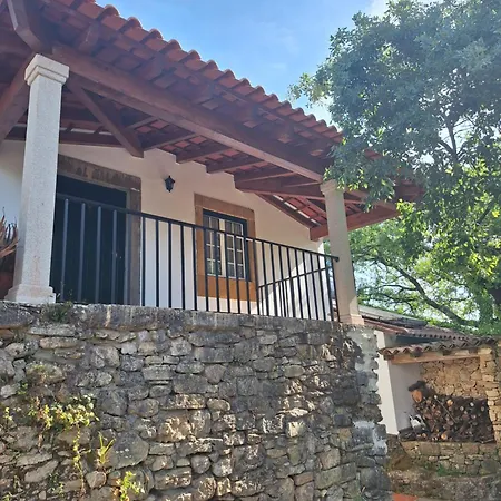Casa Do Trola - Ferreira Do Zezere カントリーハウス Aguas Belas