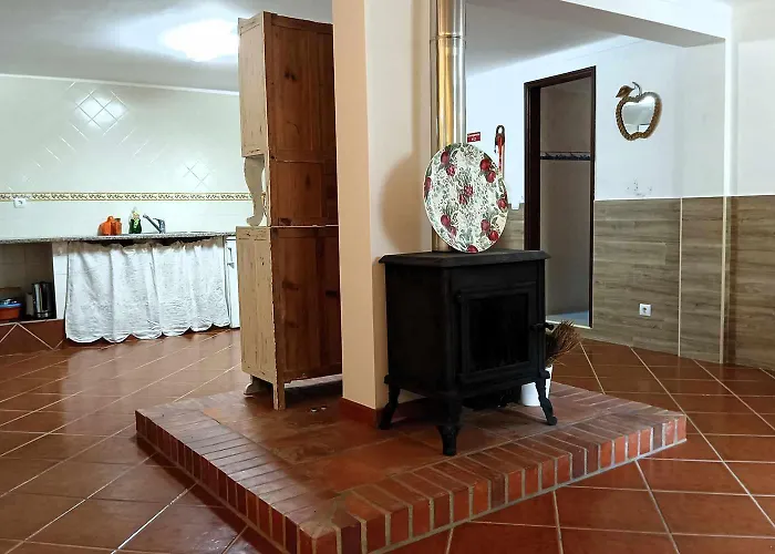 Casa Do Trola - Ferreira Do Zezere Country house *